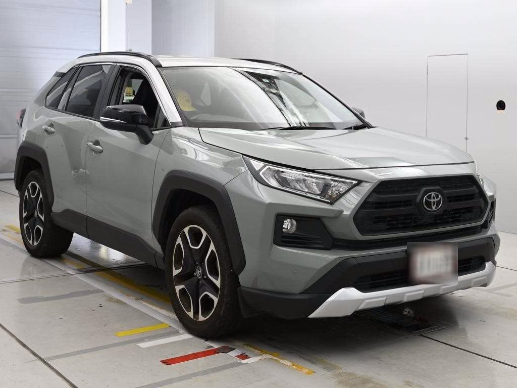 TOYOTA RAV4