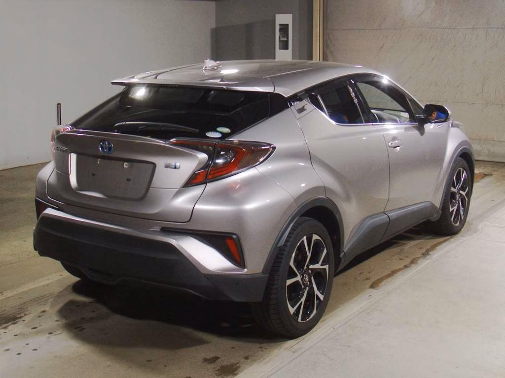 TOYOTA C-HR
