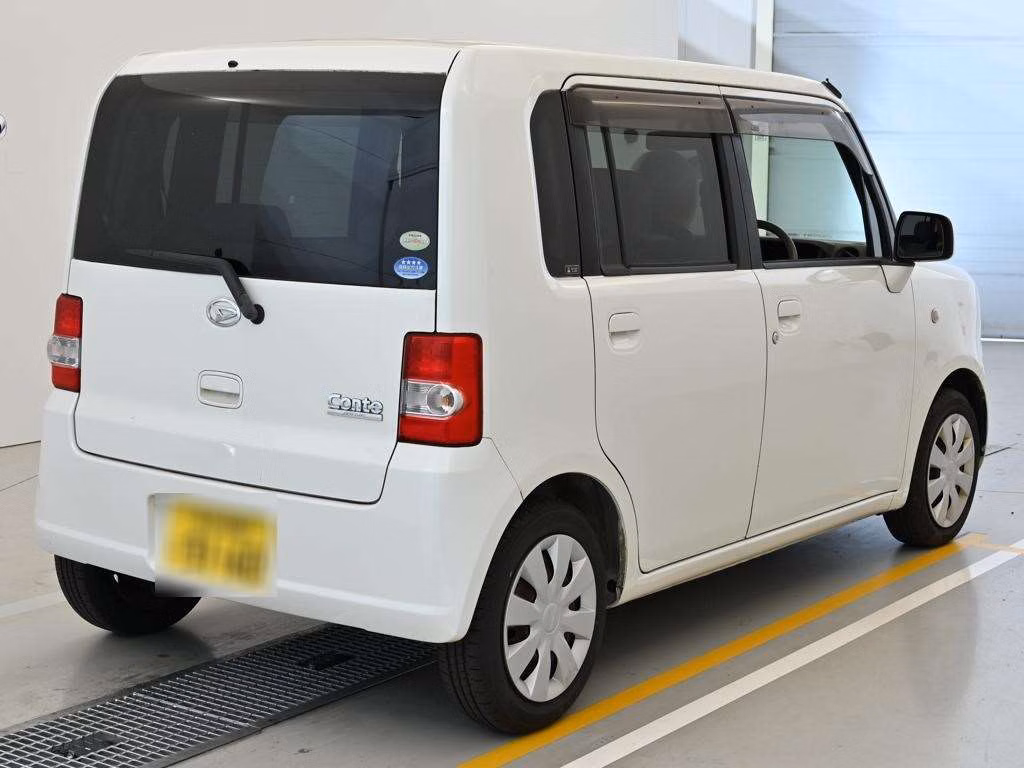 DAIHATSU MOVE CONTE