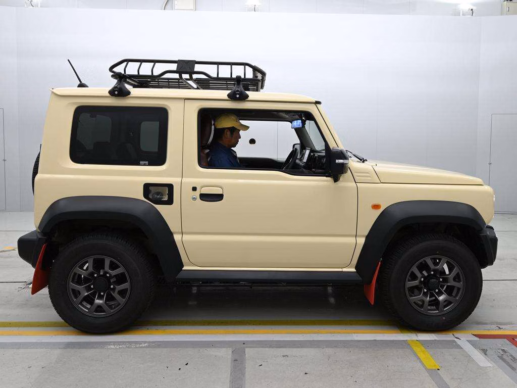 SUZUKI JIMNY SIERRA