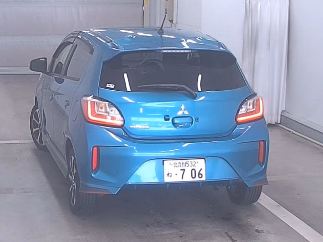 MITSUBISHI MIRAGE