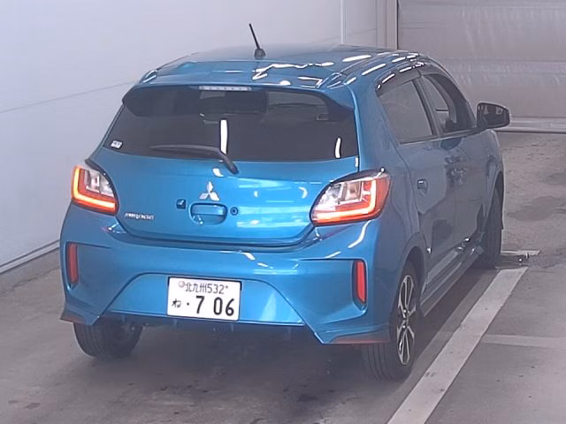MITSUBISHI MIRAGE