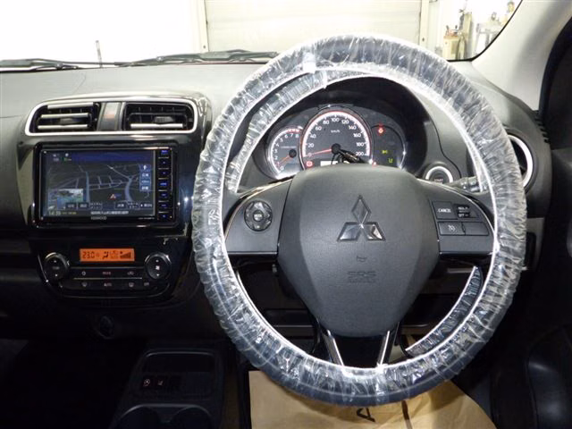 MITSUBISHI MIRAGE