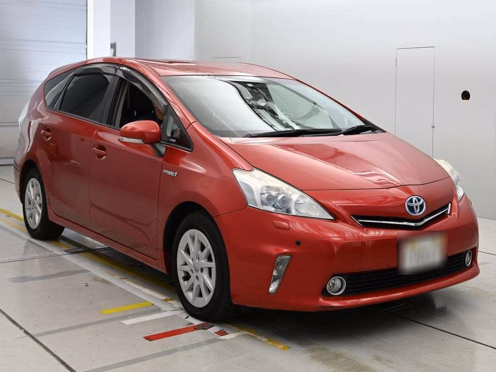 TOYOTA PRIUS ALPHA