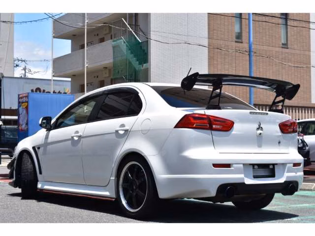 MITSUBISHI GALANT FORTIS
