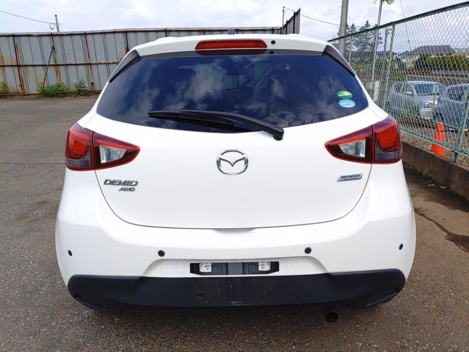 MAZDA DEMIO