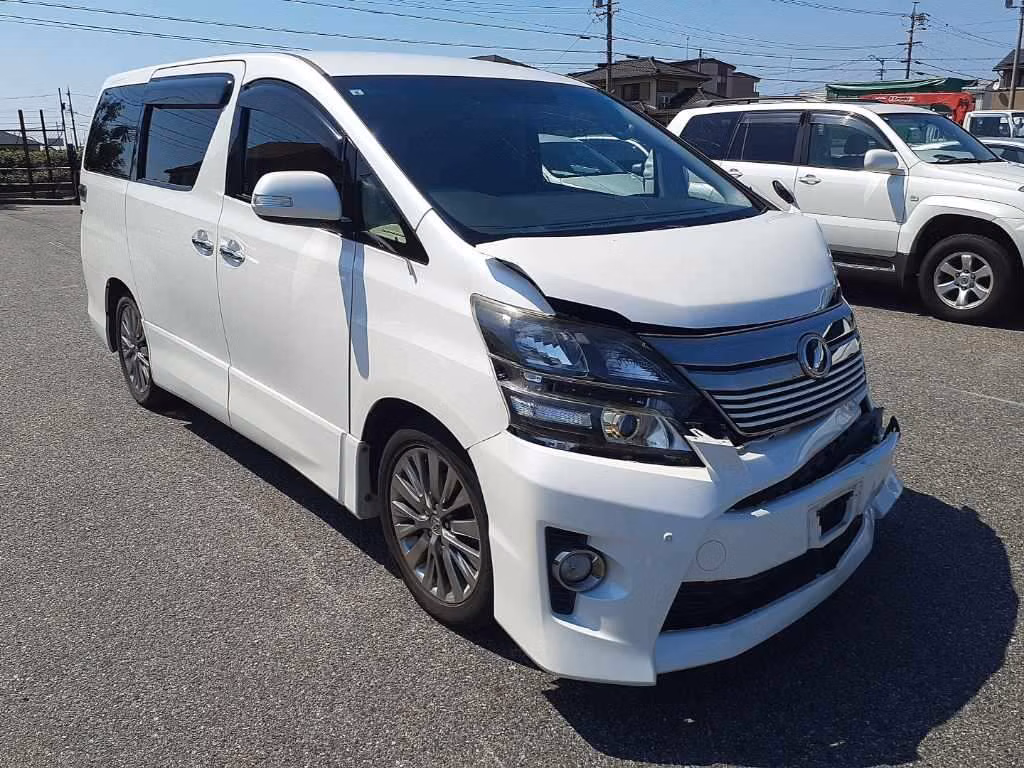 TOYOTA VELLFIRE