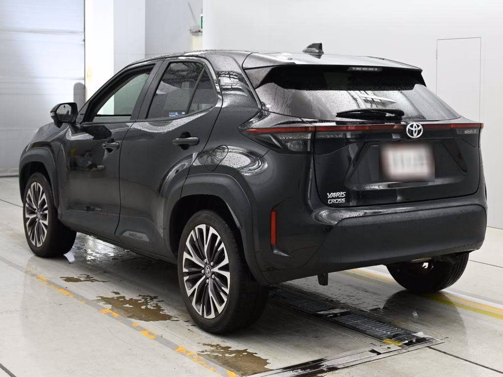 TOYOTA YARIS CROSS