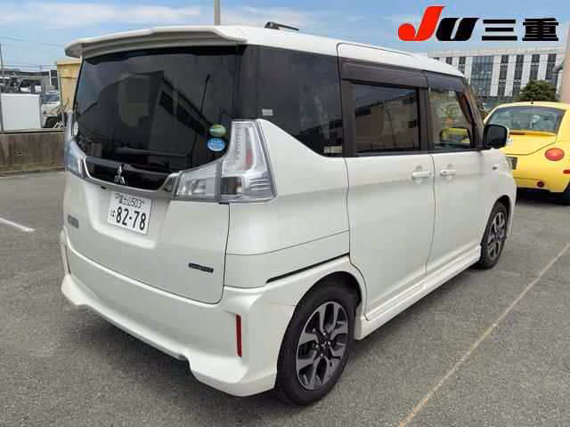 MITSUBISHI DELICA D:2