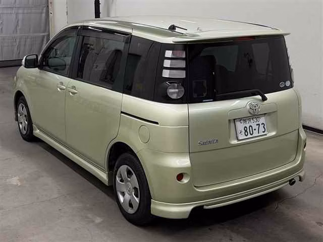 TOYOTA SIENTA