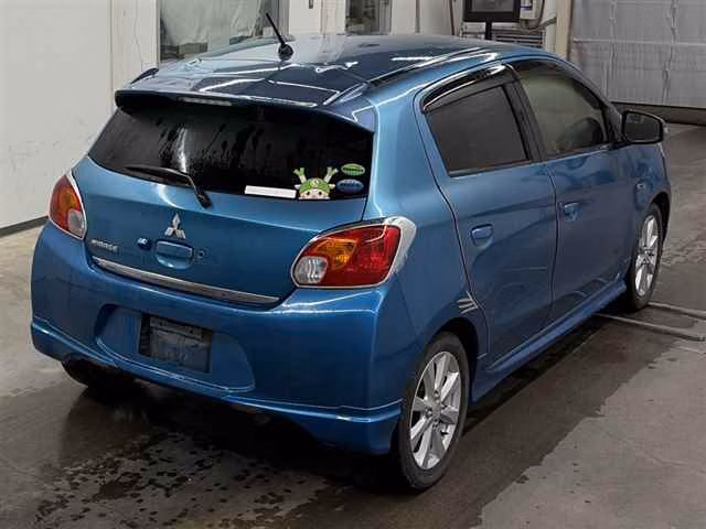 MITSUBISHI MIRAGE