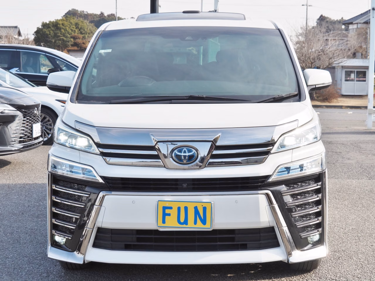TOYOTA VELLFIRE