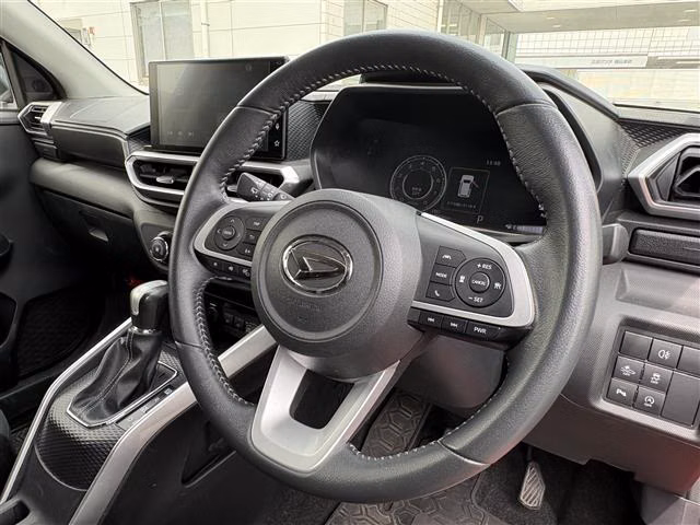 DAIHATSU ROCKY