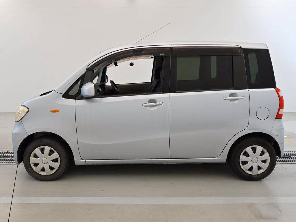 DAIHATSU TANTO EXE