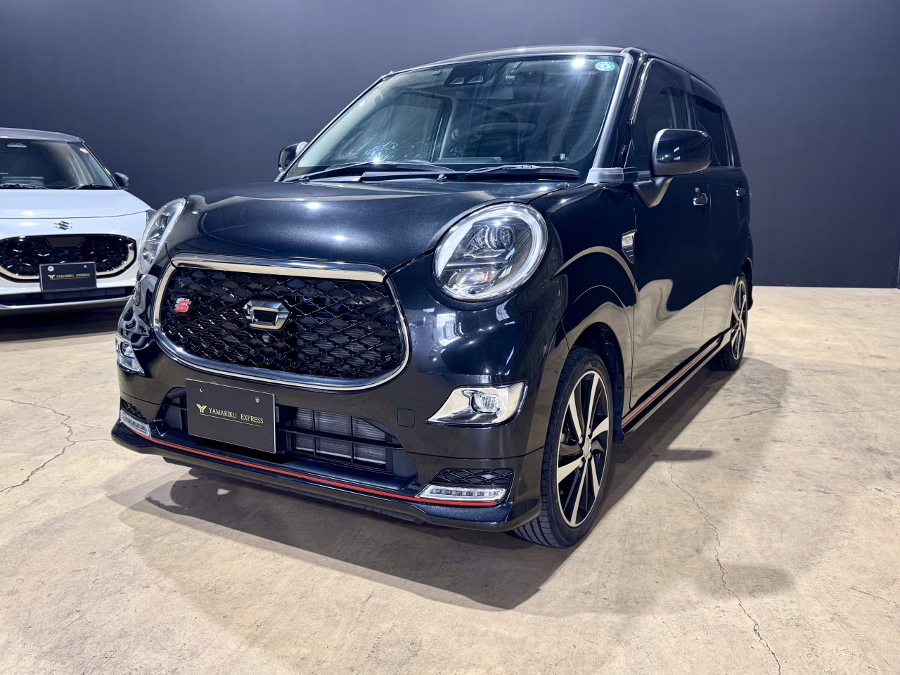 DAIHATSU CAST