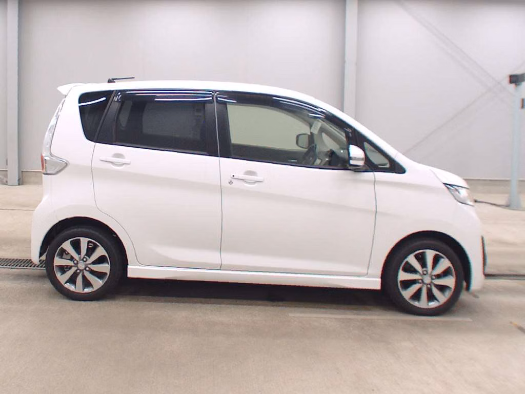 MITSUBISHI EK CUSTOM