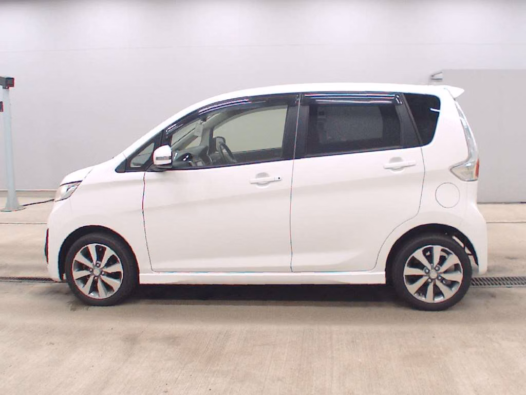 MITSUBISHI EK CUSTOM