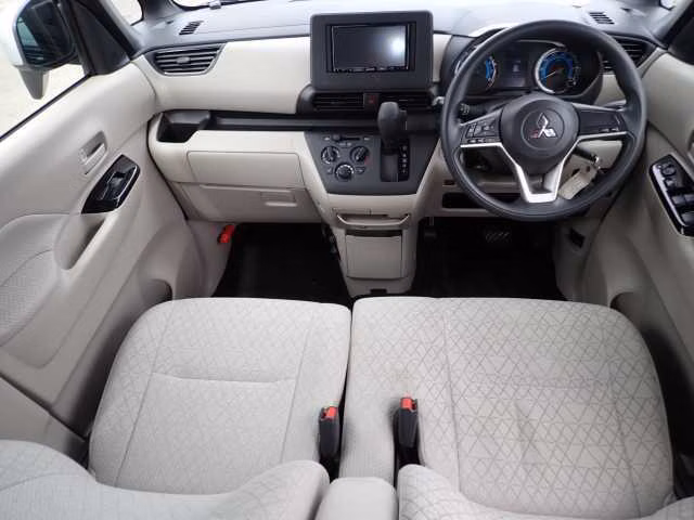 MITSUBISHI EK SPACE