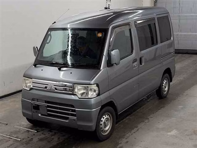 MITSUBISHI MINICAB