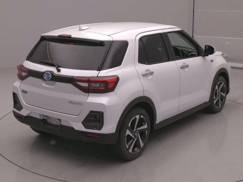 DAIHATSU ROCKY