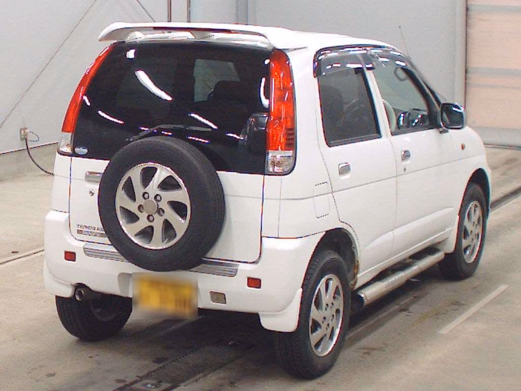 DAIHATSU TERIOS KID