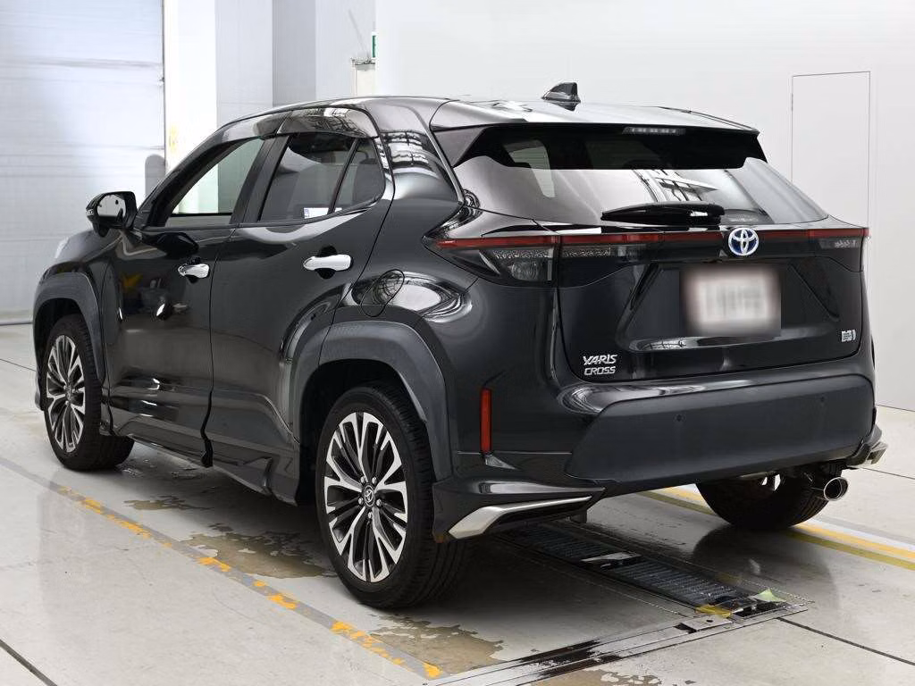 TOYOTA YARIS CROSS
