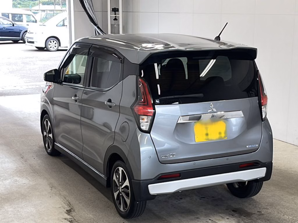 MITSUBISHI EK X