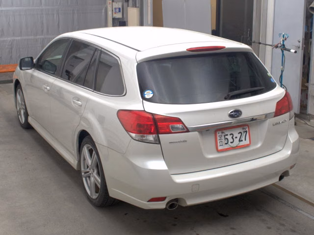 SUBARU LEGACY