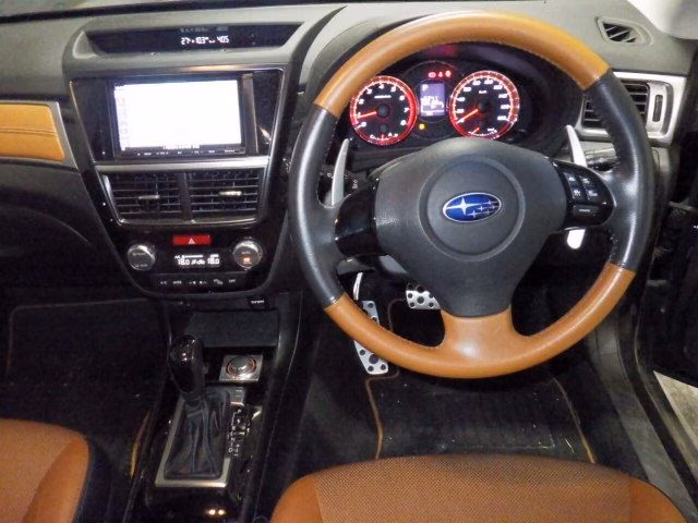 SUBARU EXIGA CROSSOVER 7