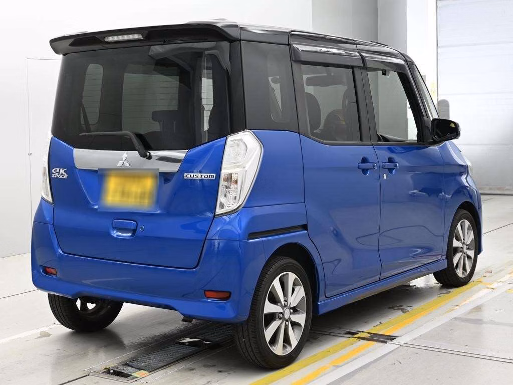 MITSUBISHI EK SPACE