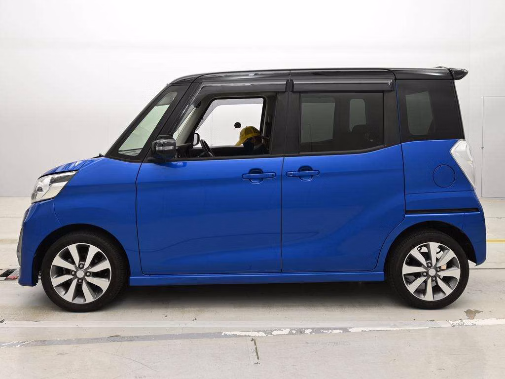 MITSUBISHI EK SPACE