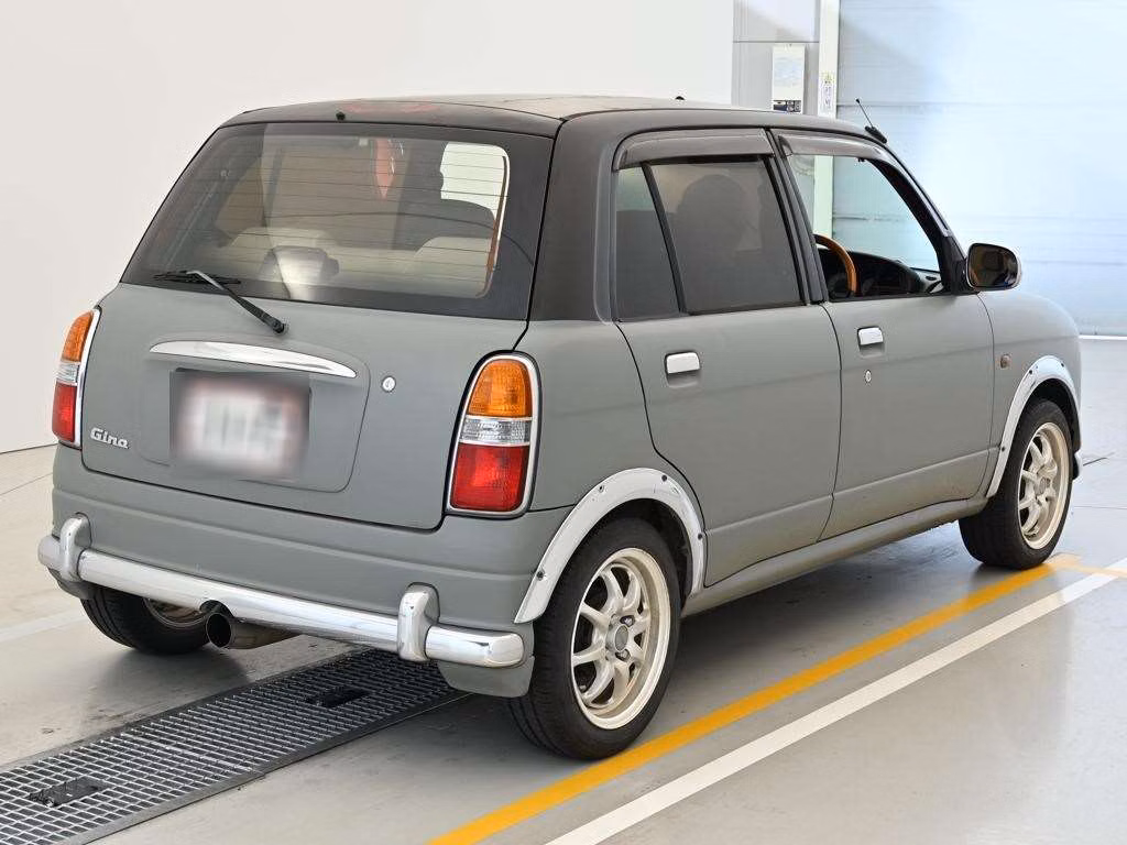 DAIHATSU MIRA GINO