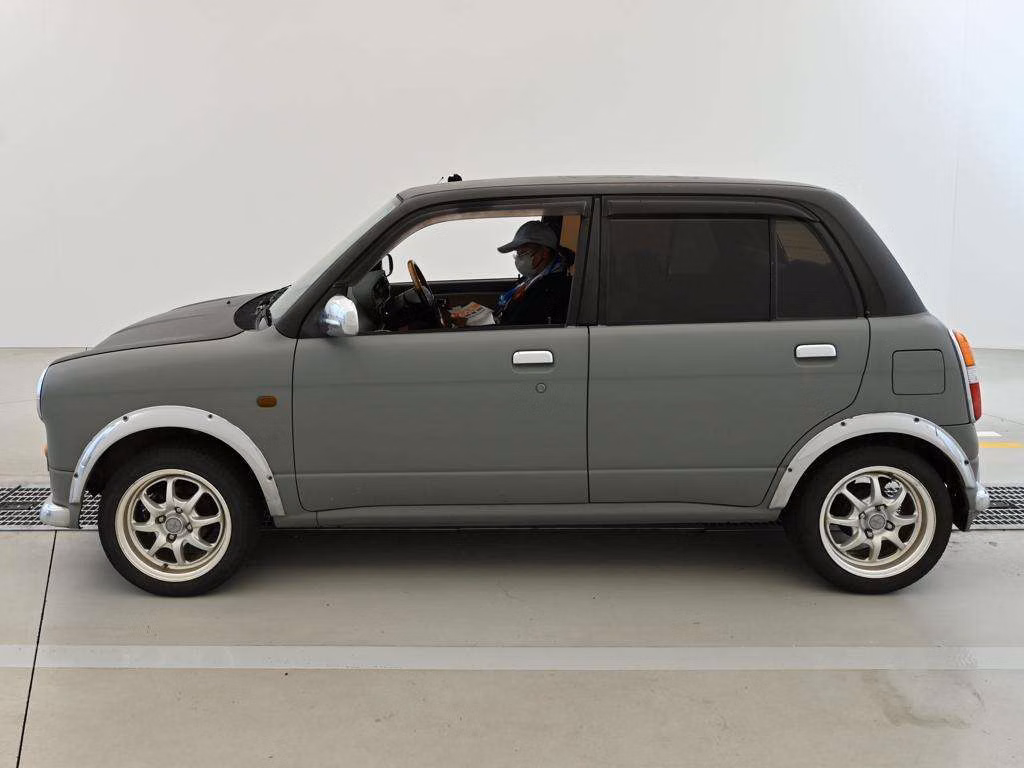 DAIHATSU MIRA GINO