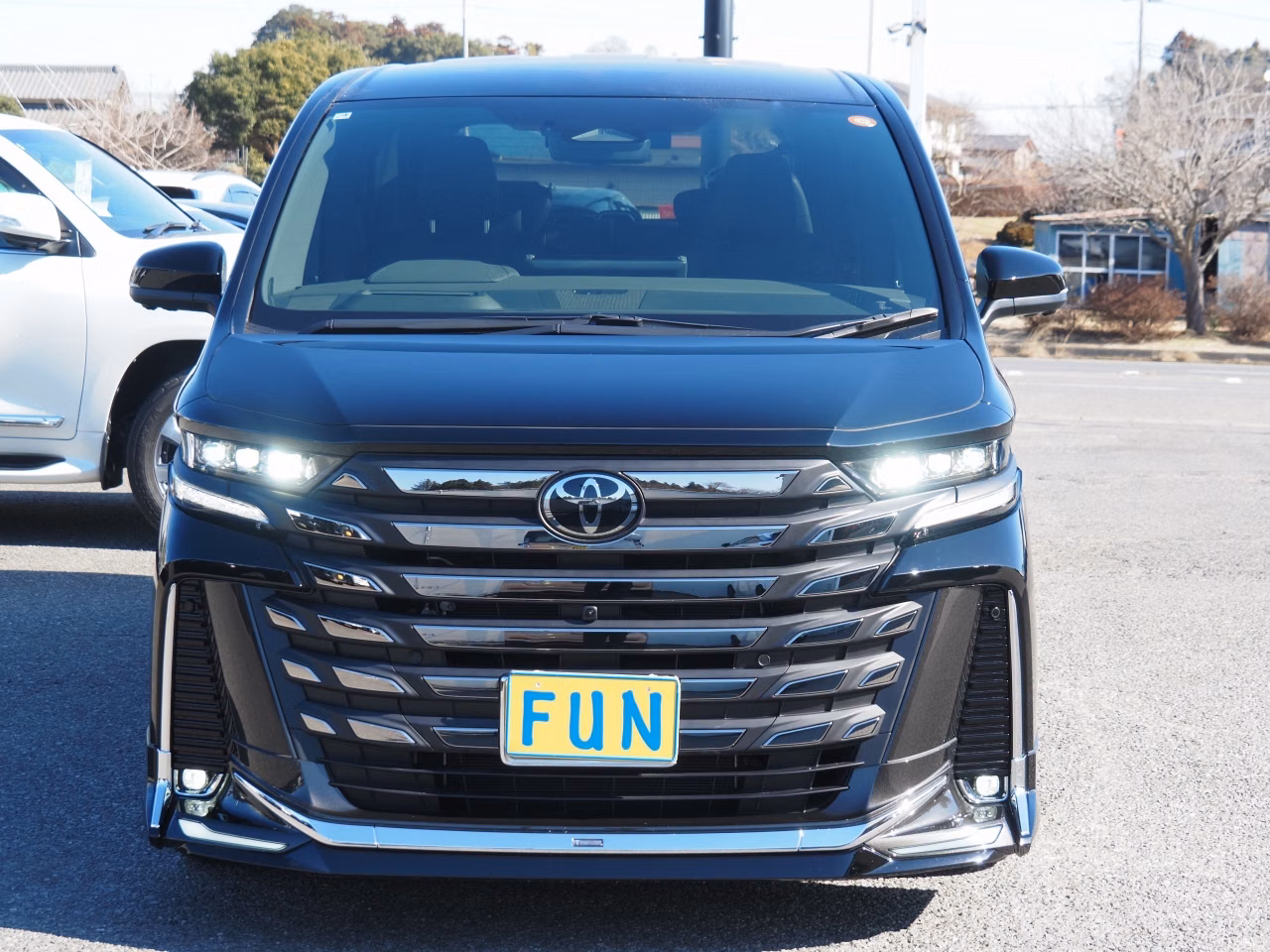 TOYOTA VELLFIRE