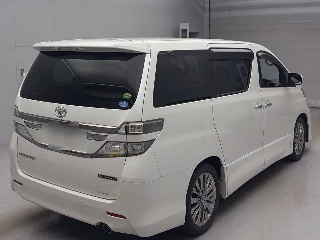 TOYOTA VELLFIRE