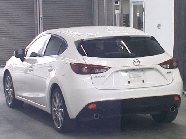 MAZDA AXELA