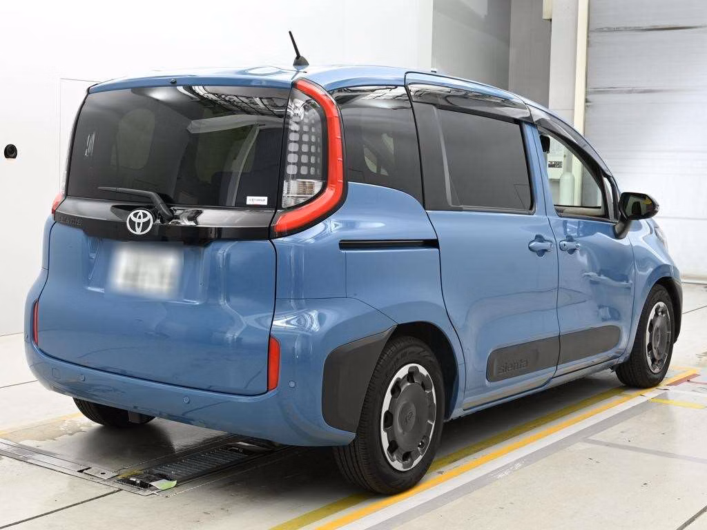 TOYOTA SIENTA
