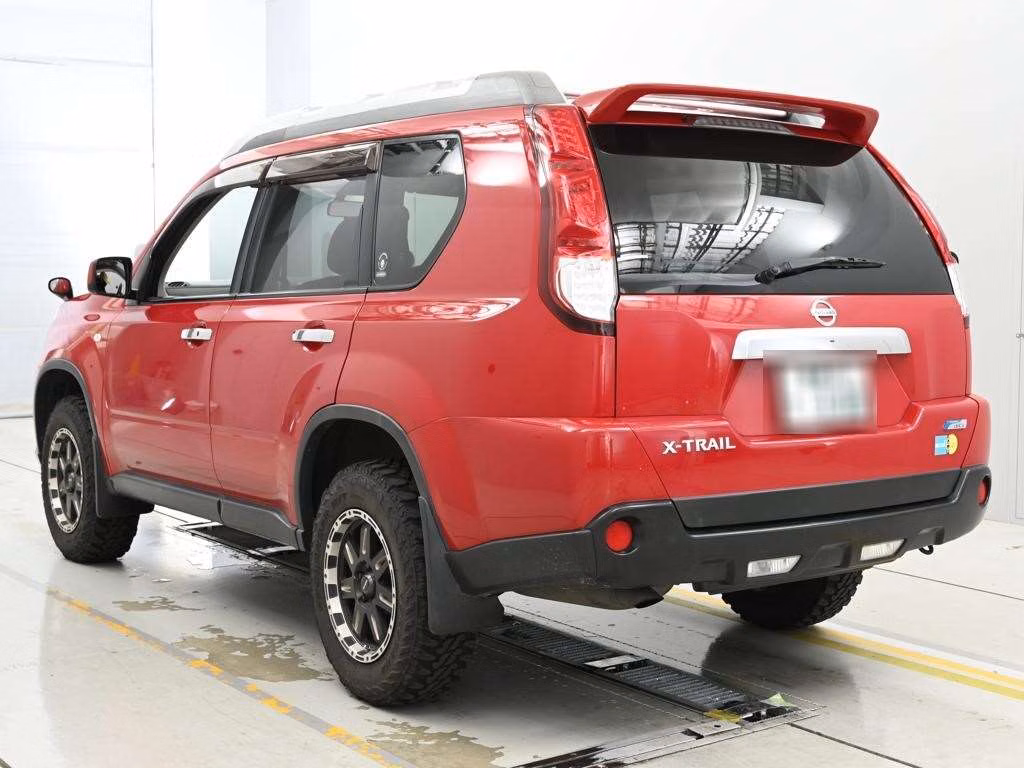 NISSAN X-TRAIL