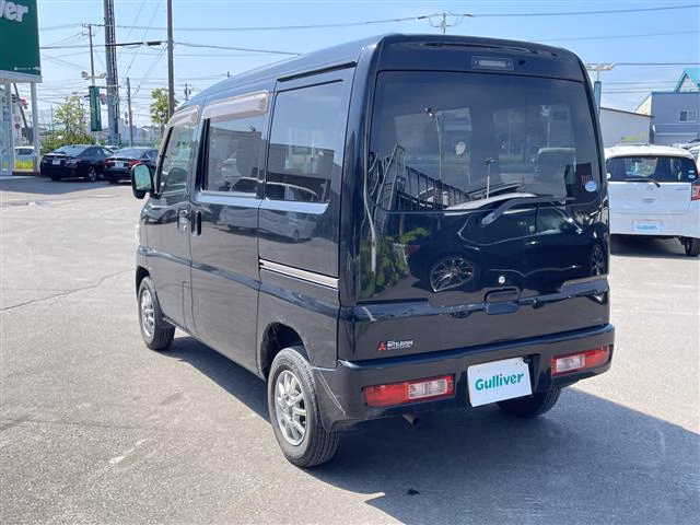 MITSUBISHI MINICAB