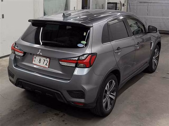 MITSUBISHI RVR