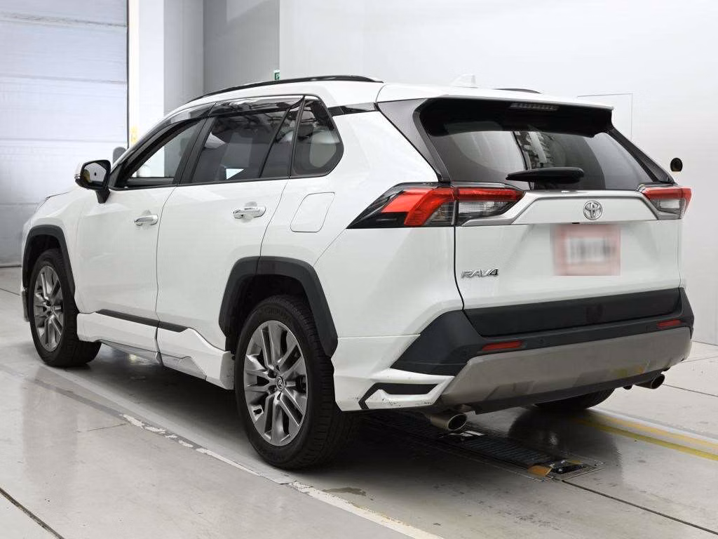 TOYOTA RAV4