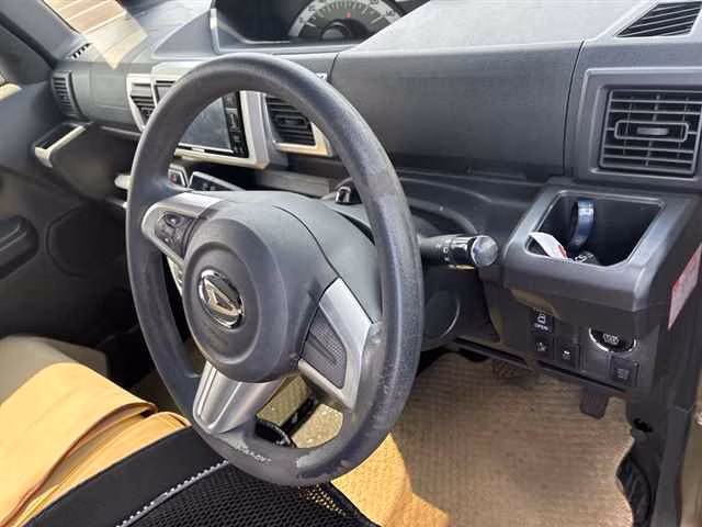 DAIHATSU WAKE