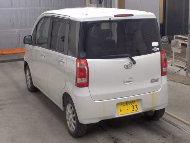 DAIHATSU TANTO EXE