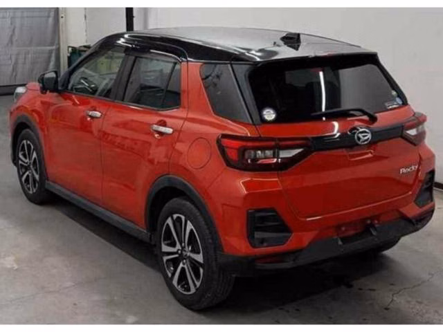 DAIHATSU ROCKY