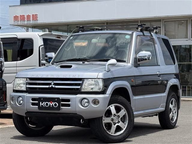 MITSUBISHI PAJERO MINI