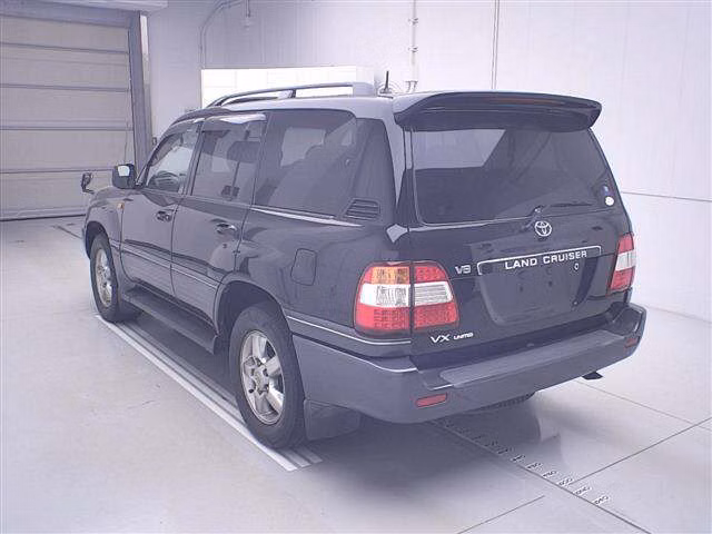 TOYOTA LAND CRUISER