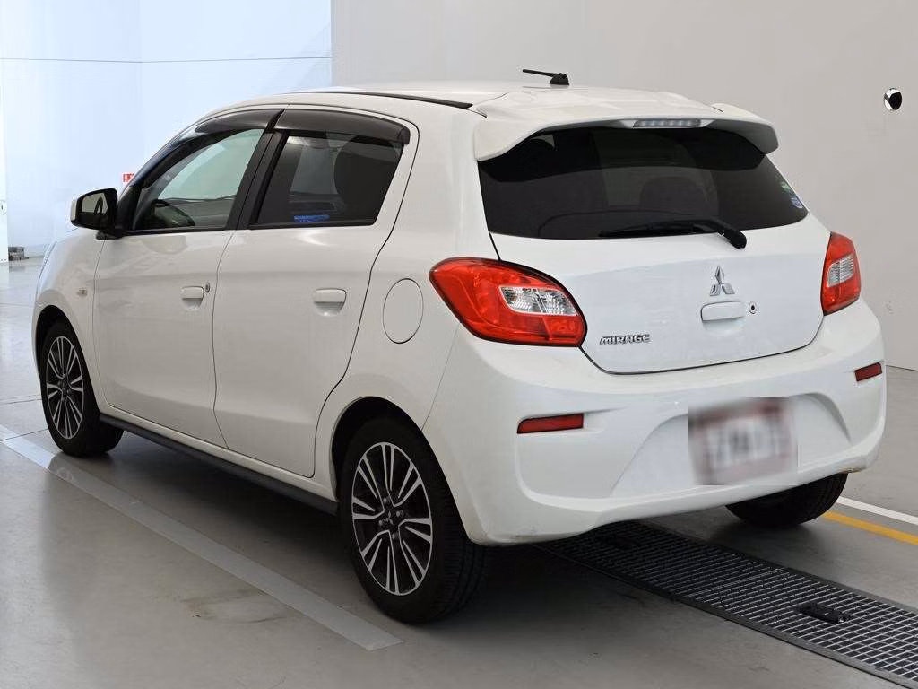 MITSUBISHI MIRAGE