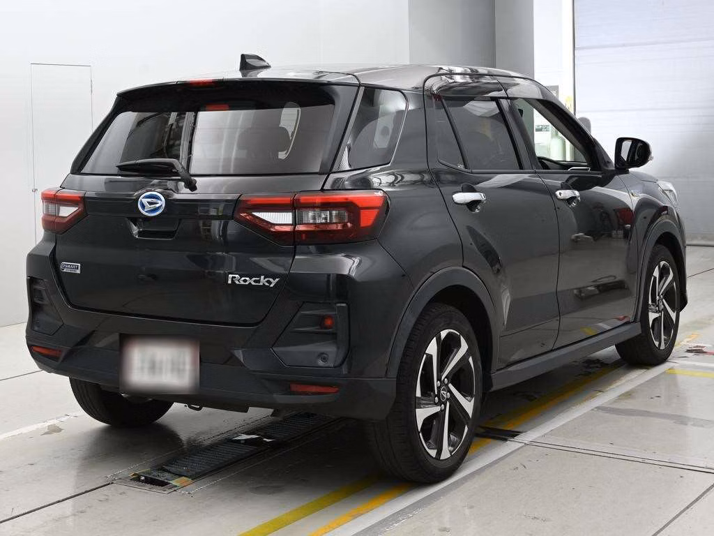 DAIHATSU ROCKY