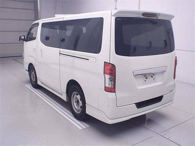 NISSAN NV350 CARAVAN