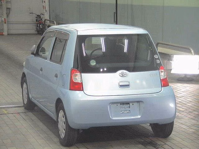 DAIHATSU ESSE